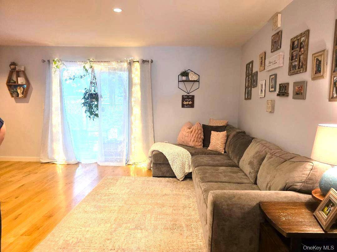 Apartamento de 1 Dormitorio en Venta en Uniondale - Nueva York - EE. UU. - 8