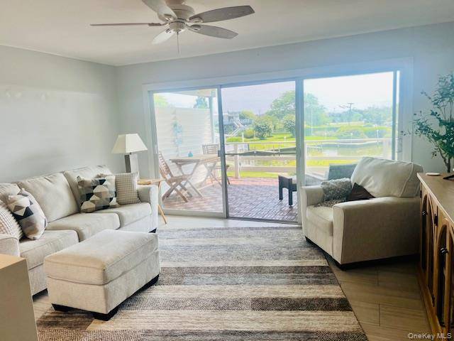 Apartamento com 1 Quartos à Venda em Westhampton Beach - Nova Iorque - EUA - 2