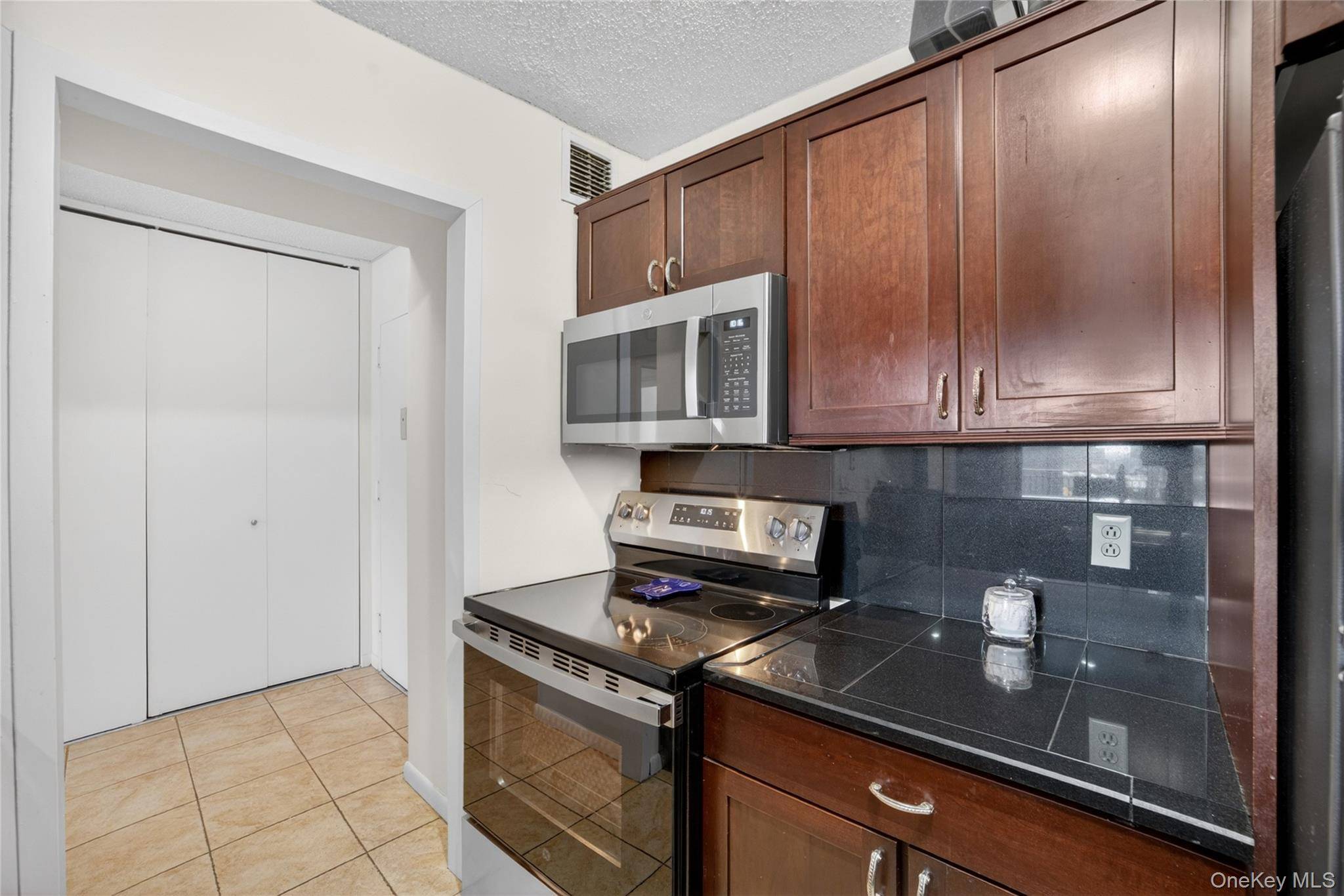 Apartamento com 1 Quartos à Venda em White Plains - Nova Iorque - EUA - 8