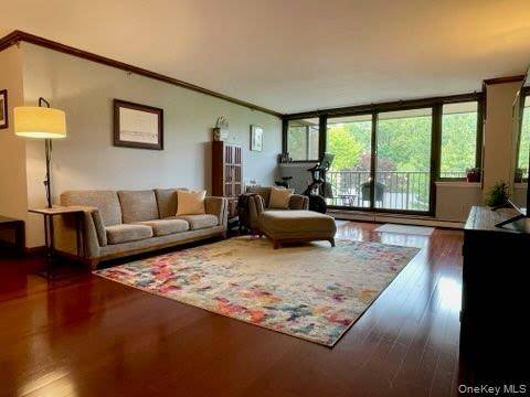 Apartamento com 1 Quartos à Venda em White Plains - Nova Iorque - EUA - 2