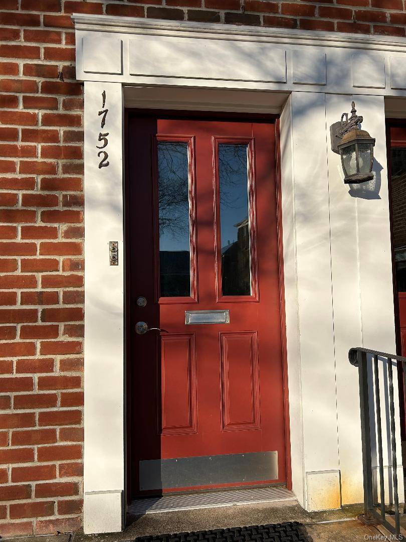 Apartamento de 1 Dormitorio en Venta en Whitestone - Nueva York - EE. UU. - 1