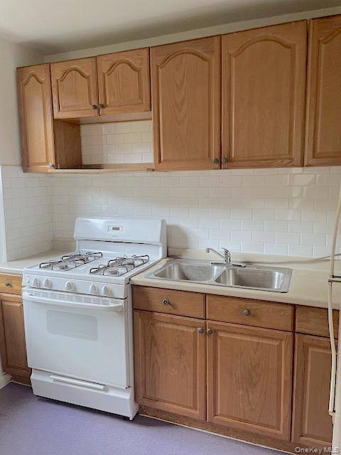 Apartamento com 1 Quartos à Venda em Woodside - Nova Iorque - EUA - 2