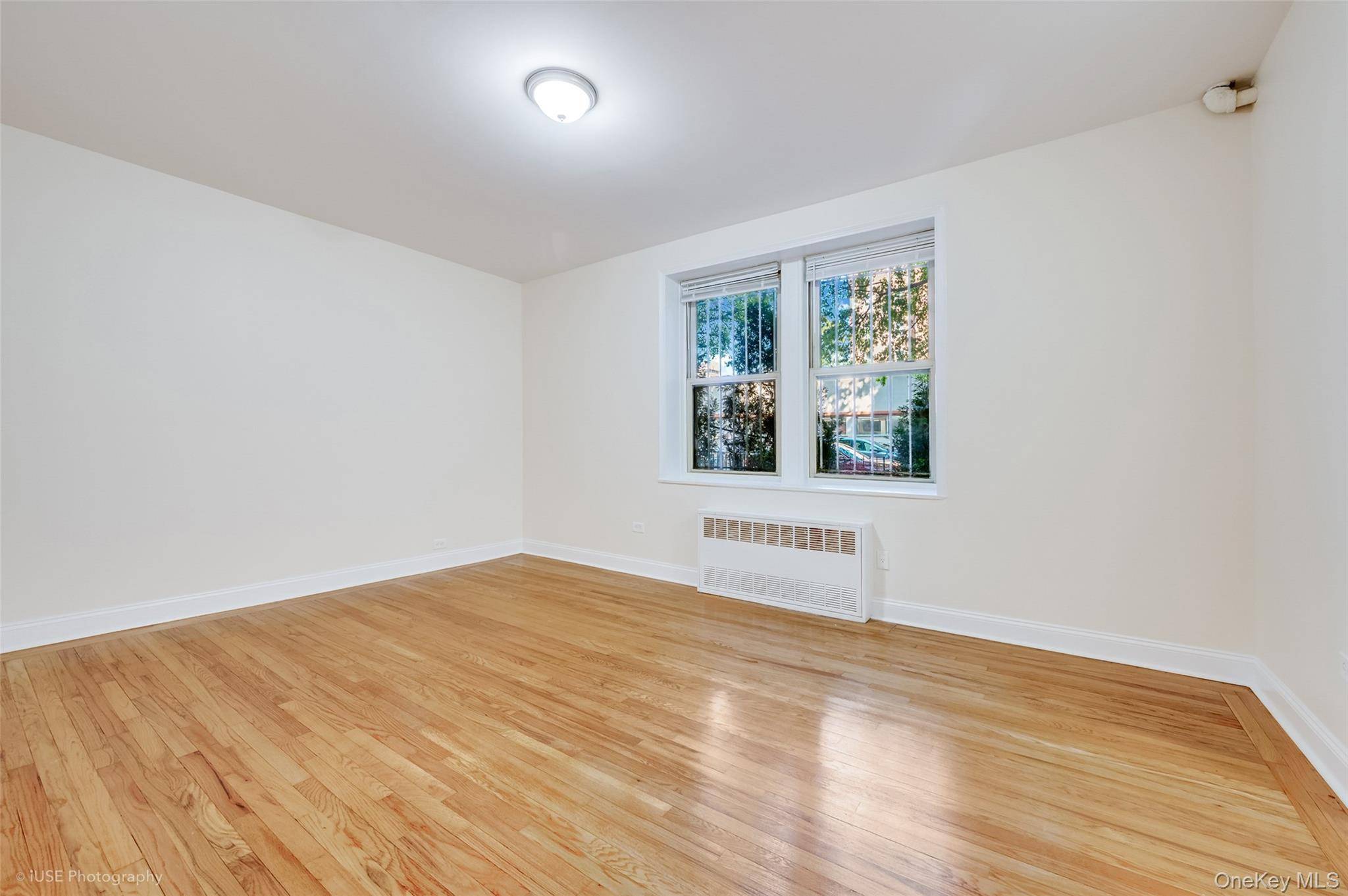 Apartamento com 1 Quartos à Venda em Woodside - Nova Iorque - EUA - 3