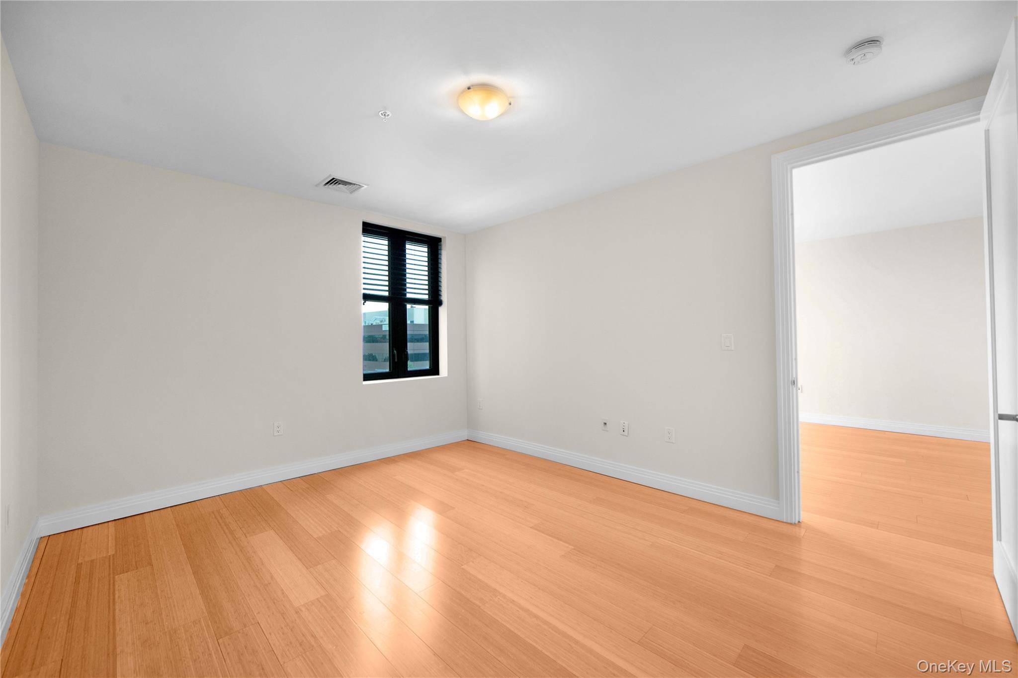 Apartamento com 1 Quartos à Venda em Yonkers - Nova Iorque - EUA - 4