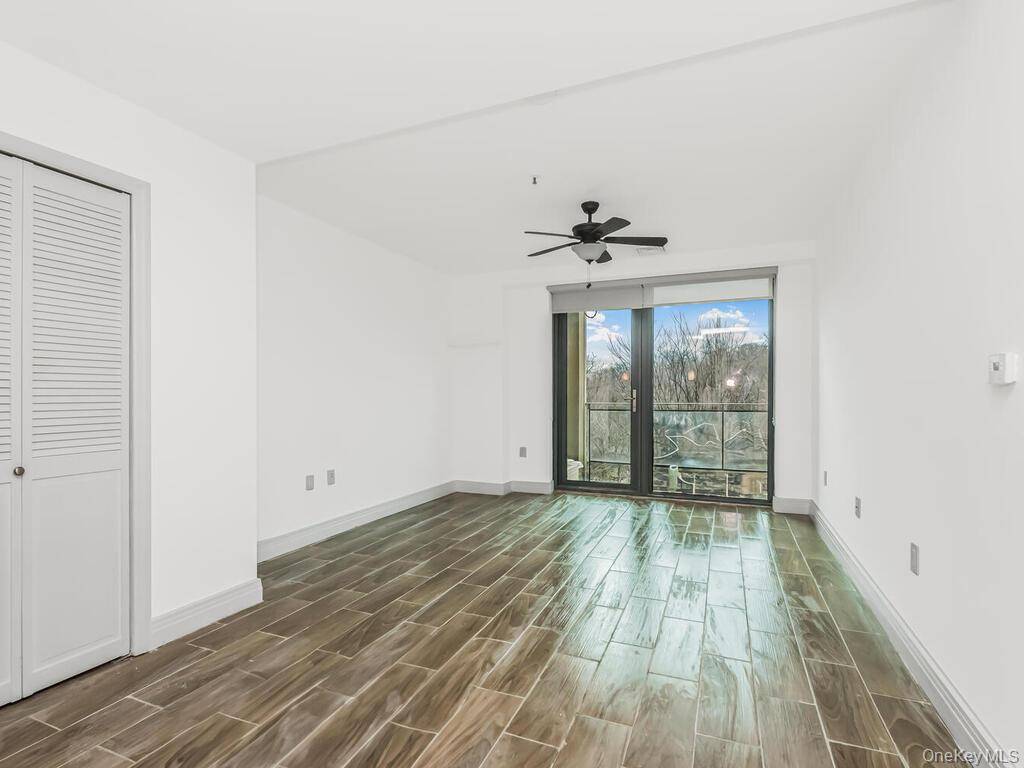 1 Bedroom Home for Sale in Yonkers - New York - USA - 4