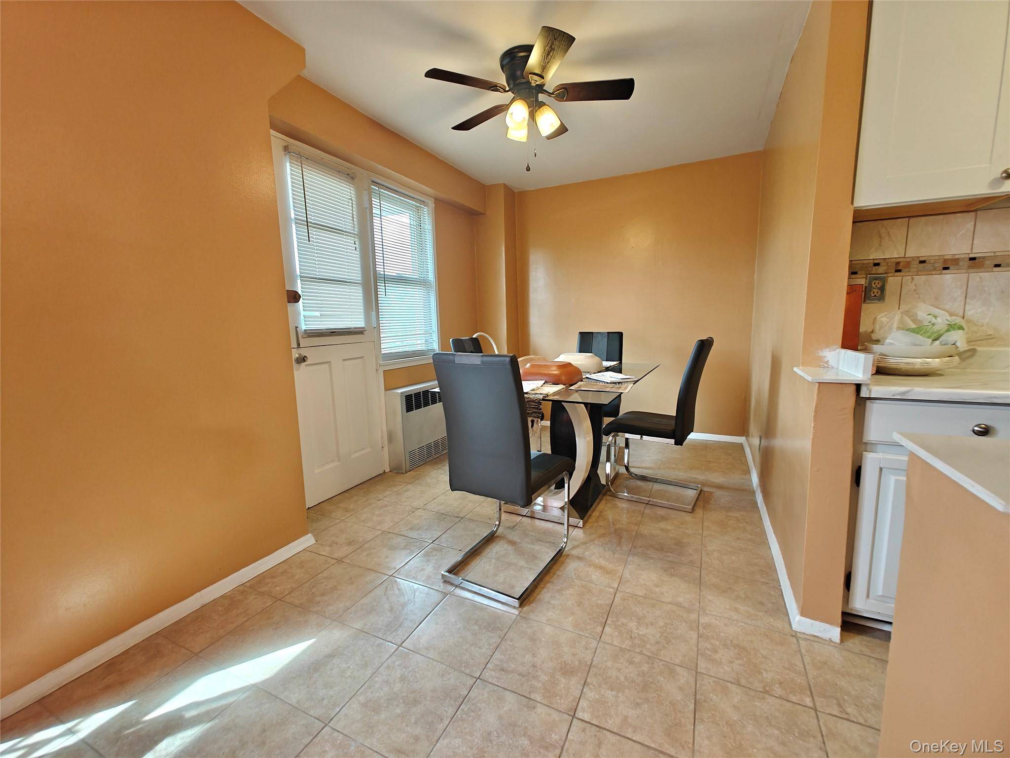 1 Bedroom Home for Sale in Yonkers - New York - USA - 8