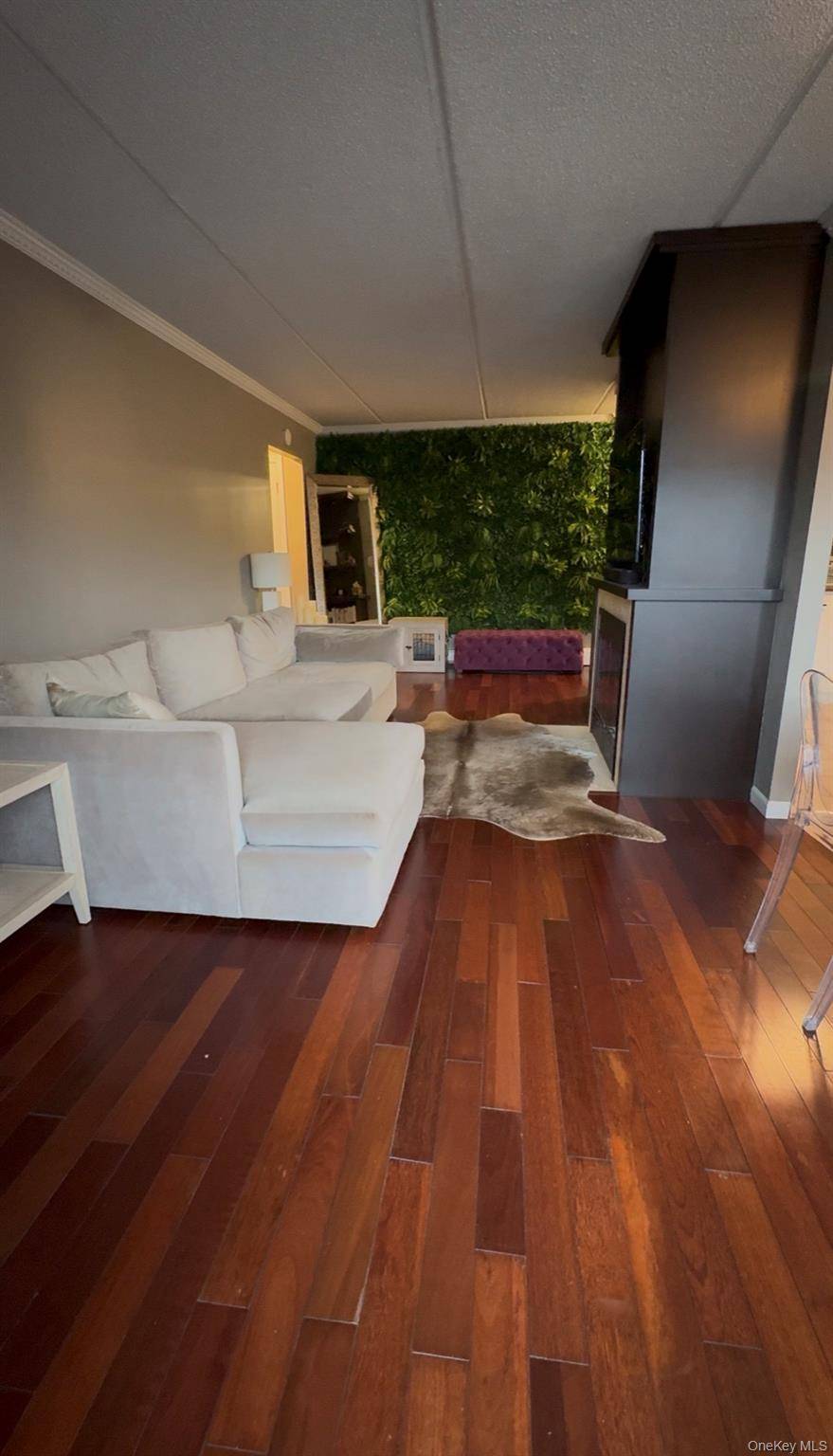 1 Bedroom Home for Sale in Yonkers - New York - USA - 8