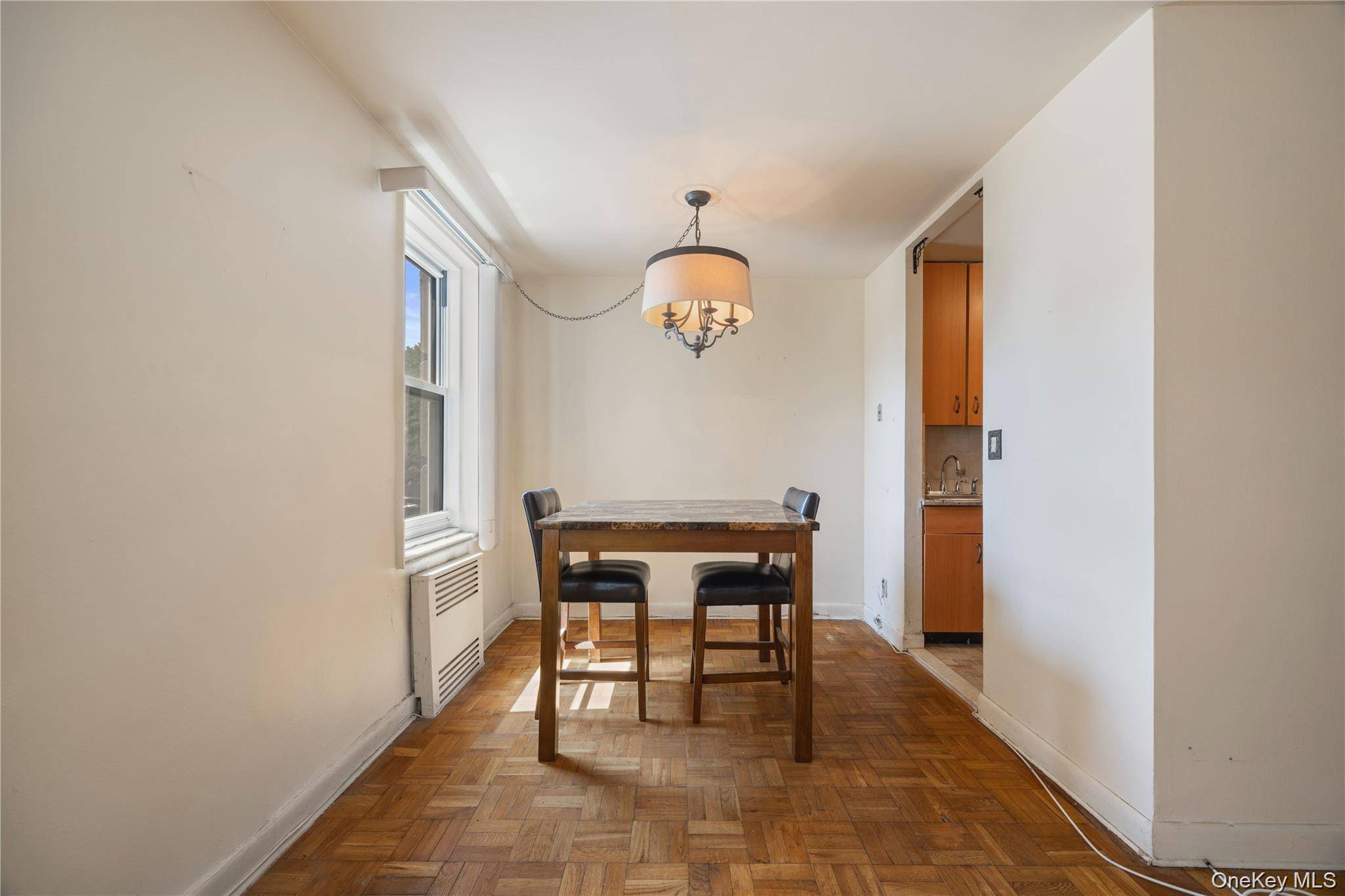 1 Bedroom Home for Sale in Yonkers - New York - USA - 5