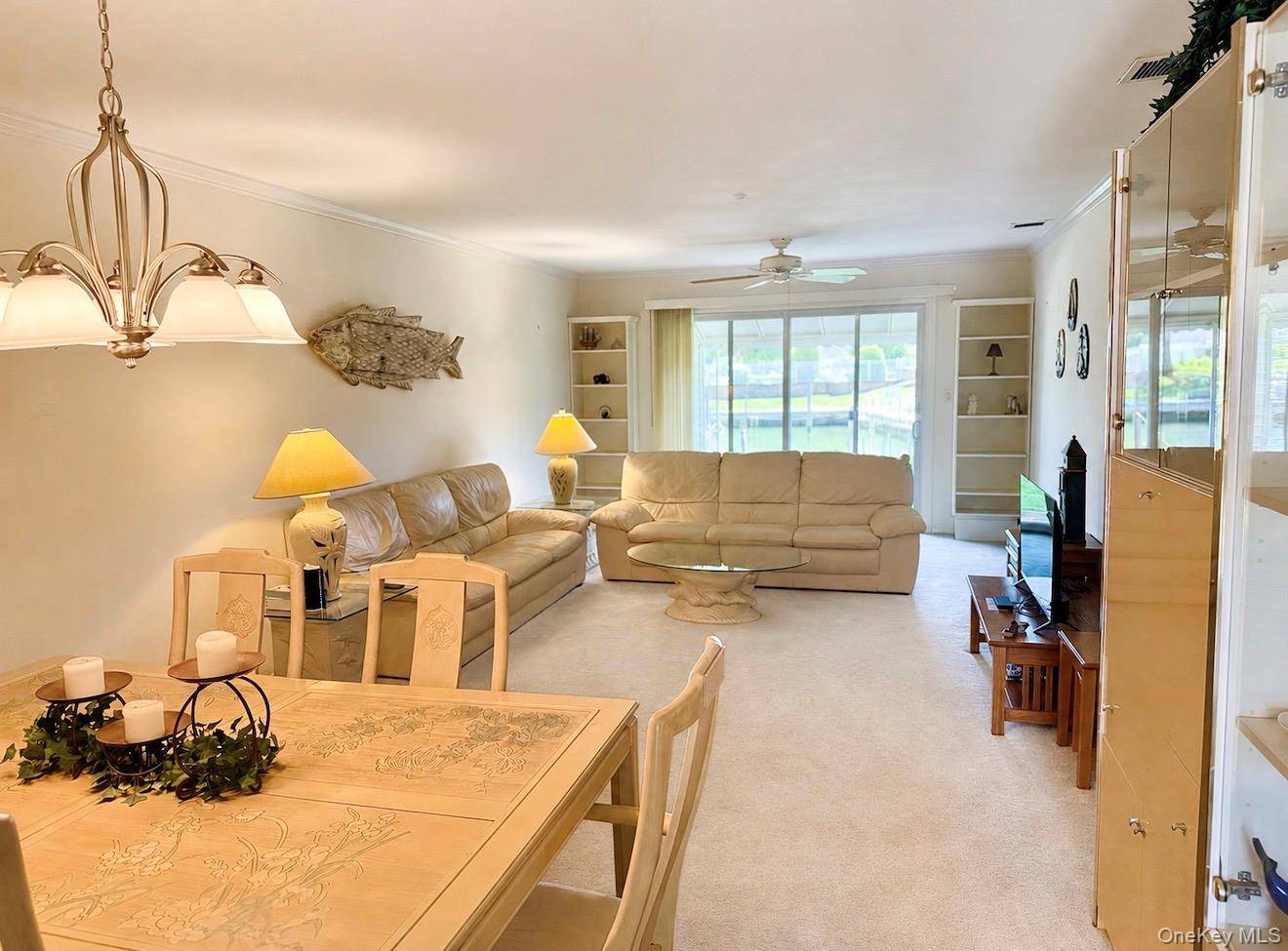 Apartamento com 2 Quartos à Venda em Amityville - Nova Iorque - EUA - 4