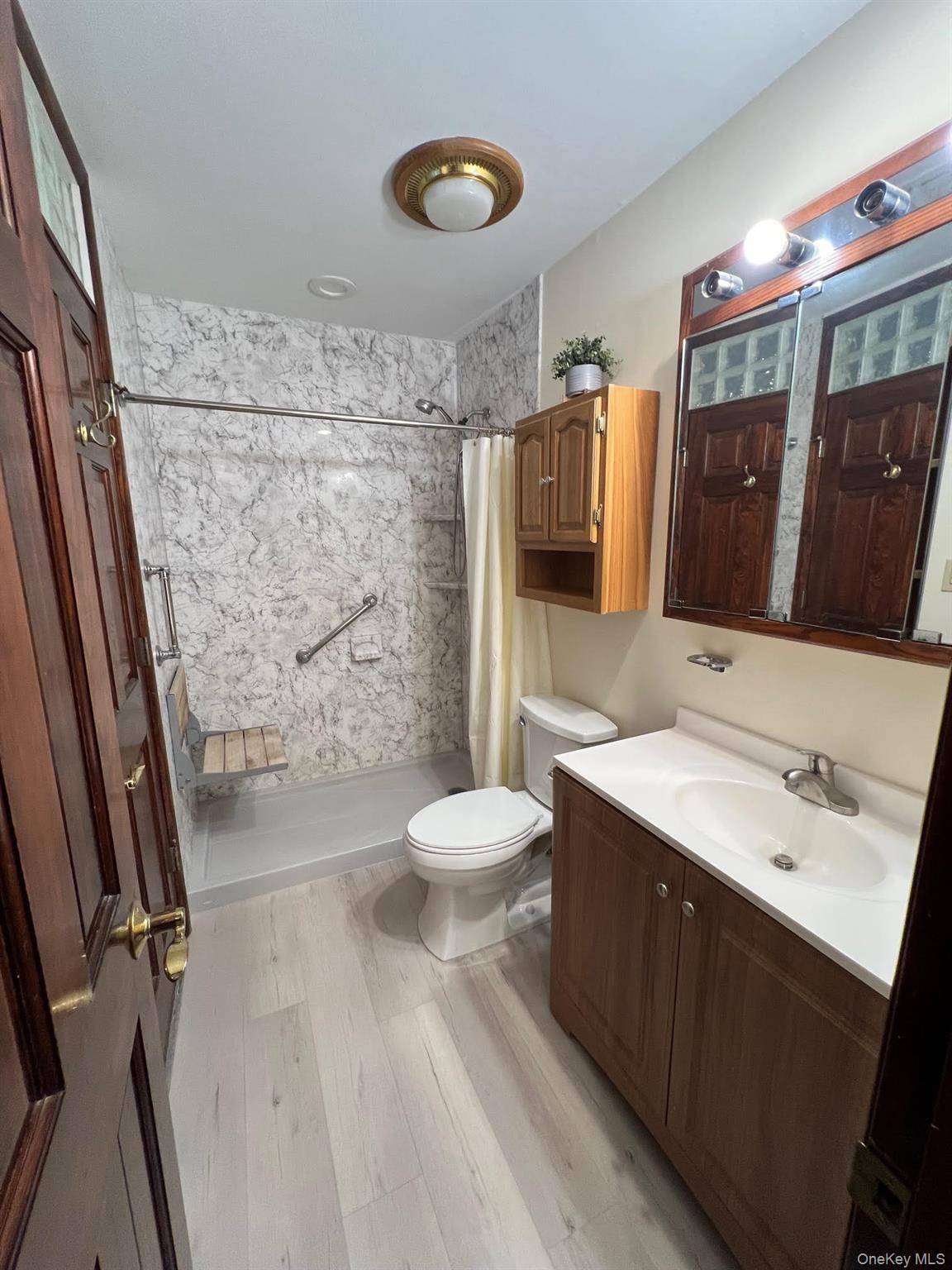 Apartamento com 2 Quartos à Venda em Amityville - Nova Iorque - EUA - 5