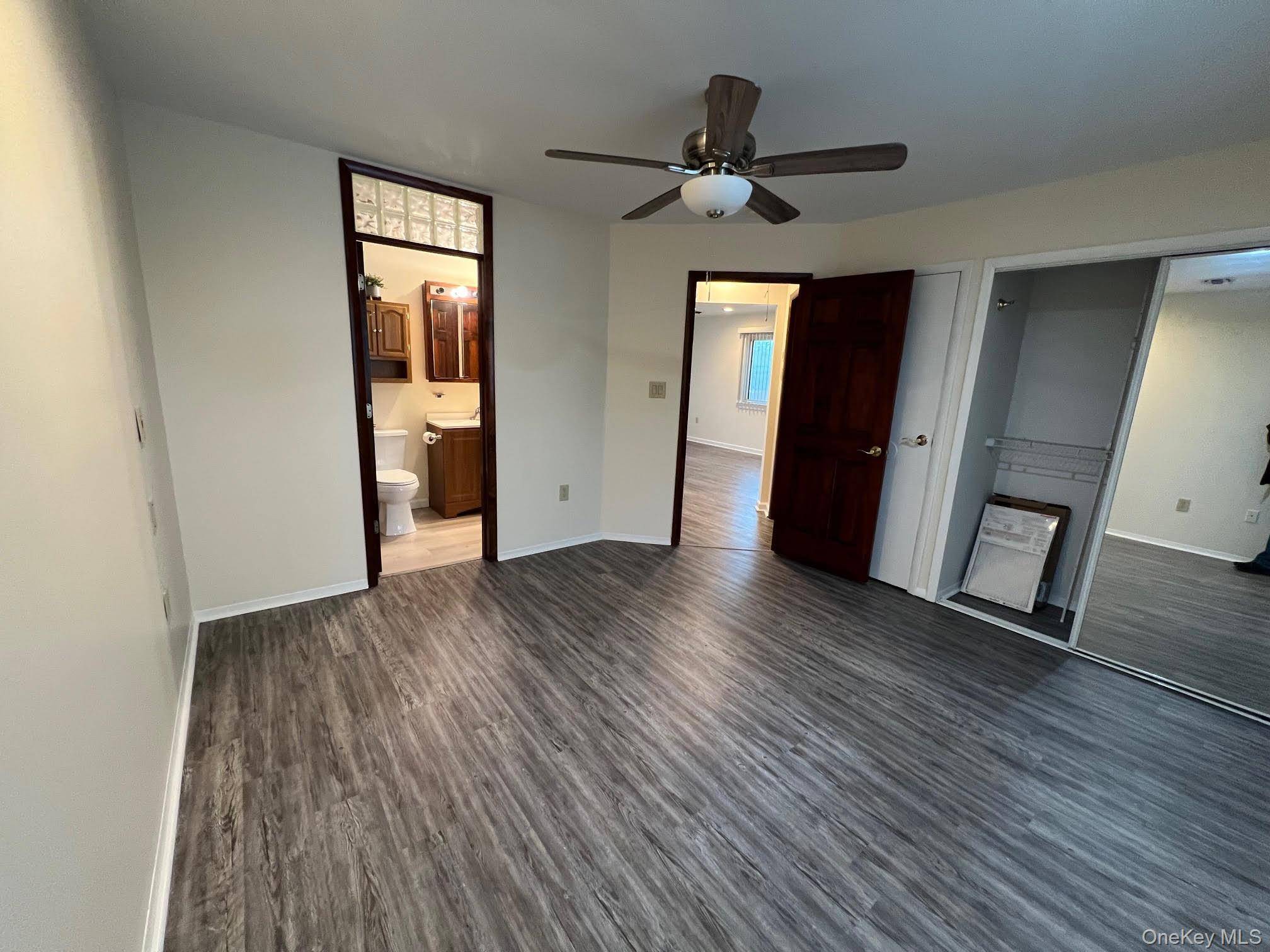 Apartamento com 2 Quartos à Venda em Amityville - Nova Iorque - EUA - 6