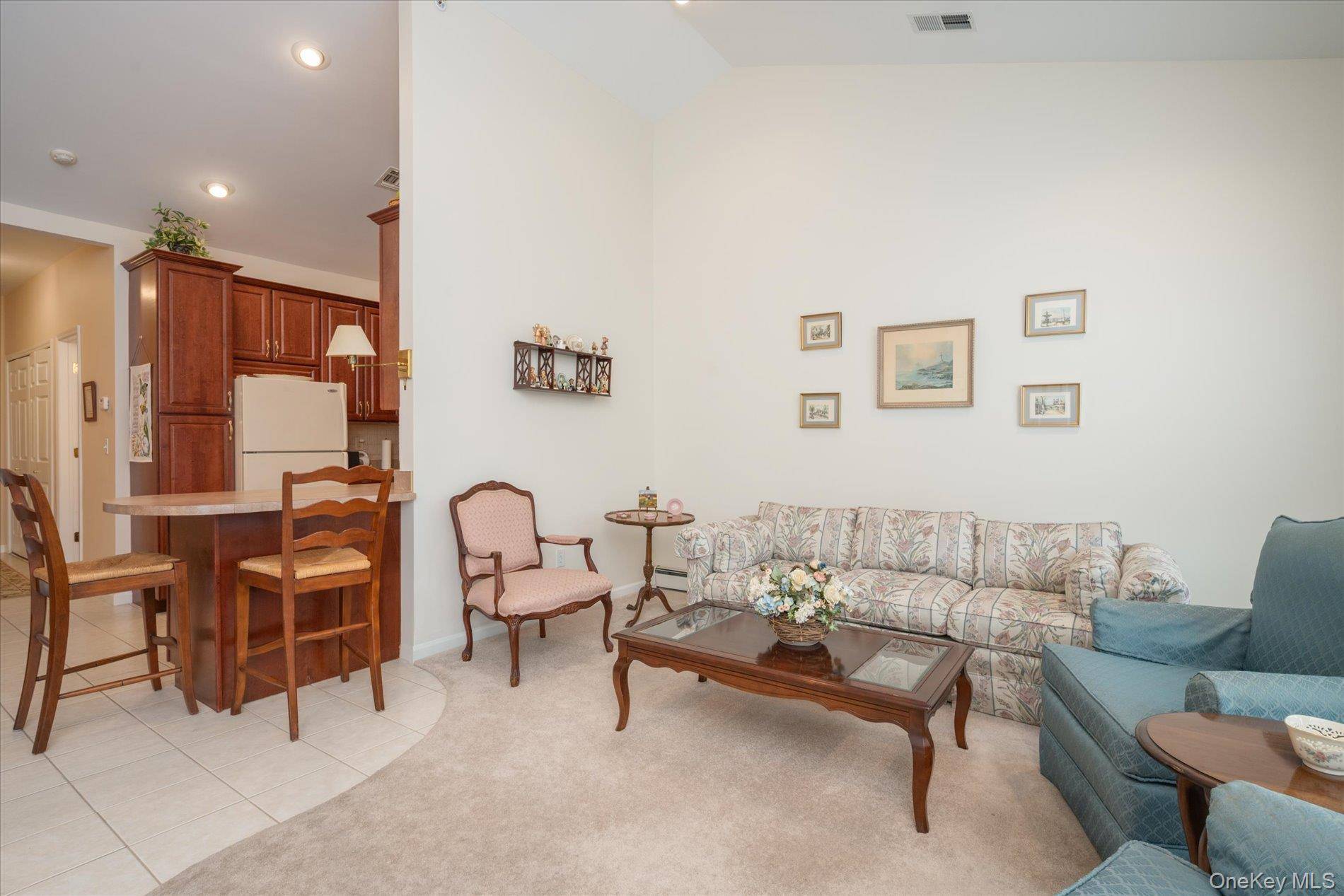 Apartamento com 2 Quartos à Venda em Amityville - Nova Iorque - EUA - 5