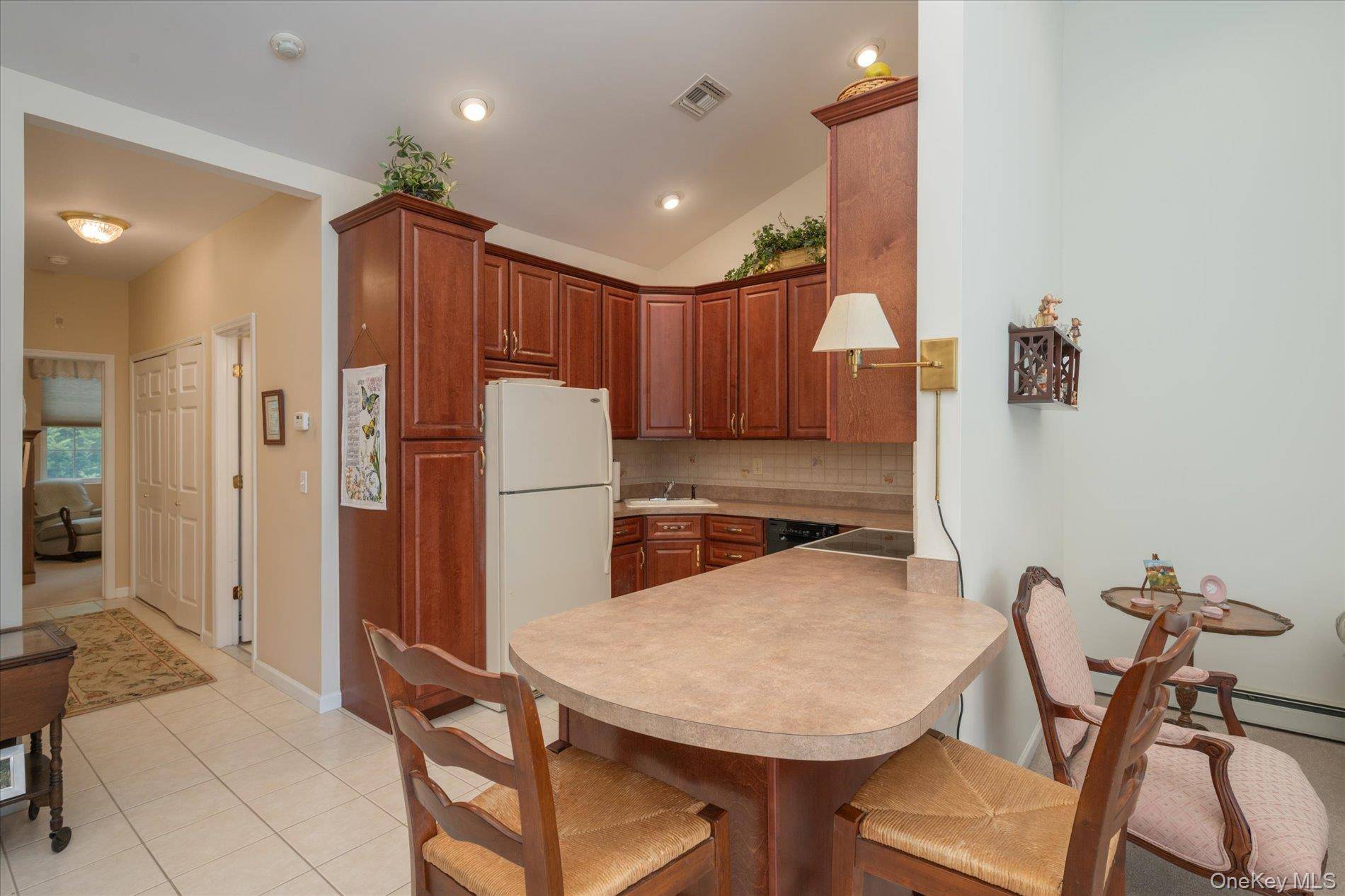 Apartamento com 2 Quartos à Venda em Amityville - Nova Iorque - EUA - 7