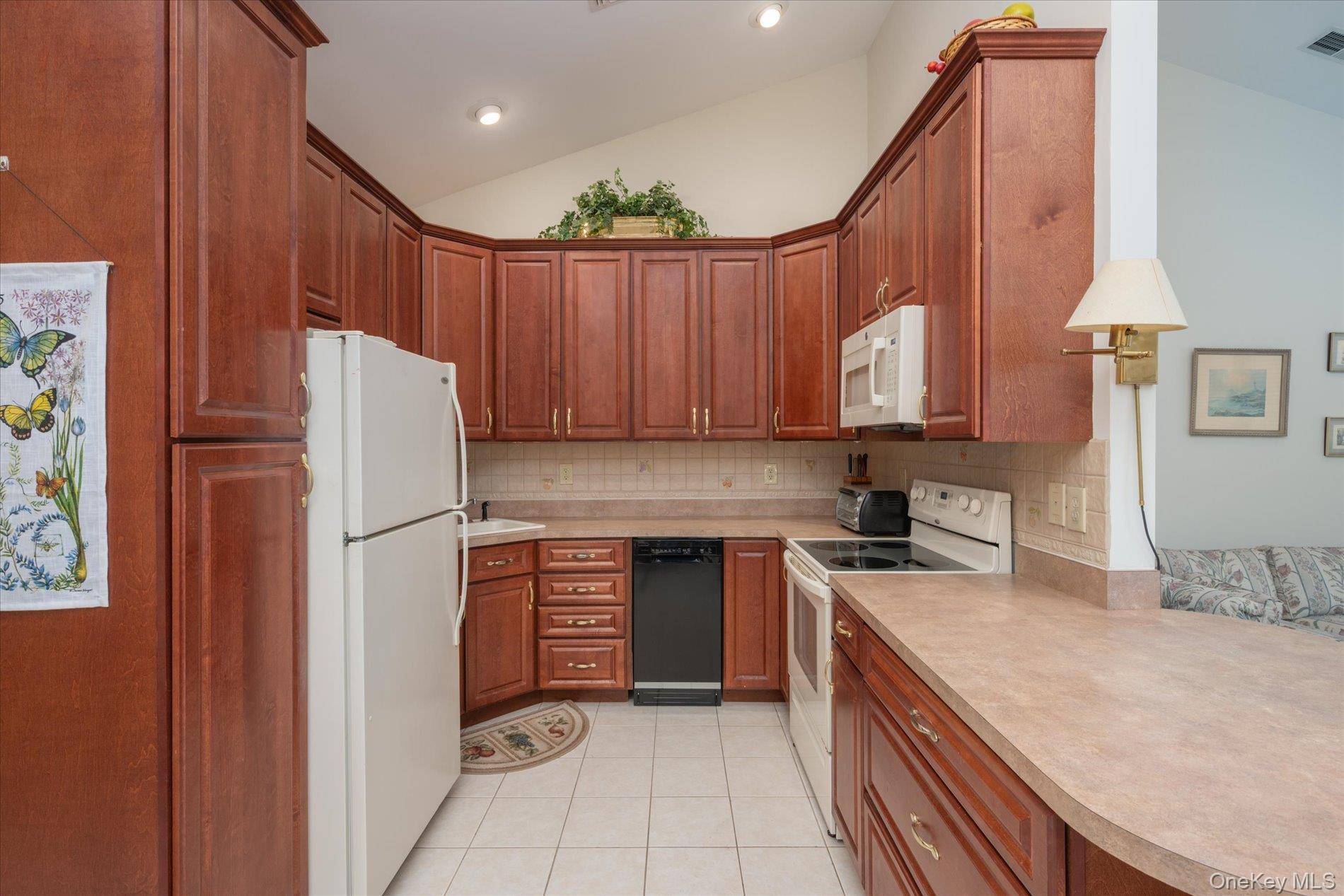 Apartamento com 2 Quartos à Venda em Amityville - Nova Iorque - EUA - 8
