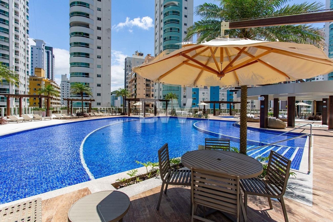 Apartamento de 2 Dormitorios en Venta en Balneário Camboriú - Santa Catarina - Brasil - 1