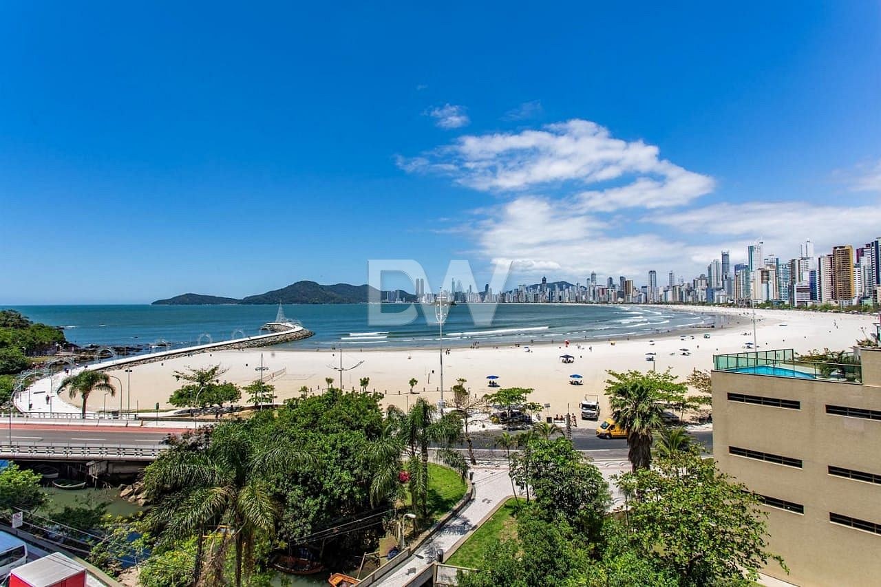 Apartamento de 2 Dormitorios en Venta en Balneário Camboriú - Santa Catarina - Brasil - 5