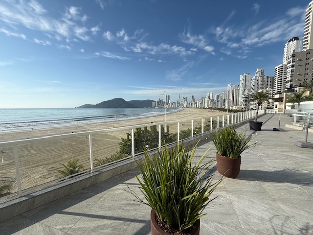 Appartement 2 chambres à Vendre à Balneário Camboriú - Santa Catarina - Brésil - 2
