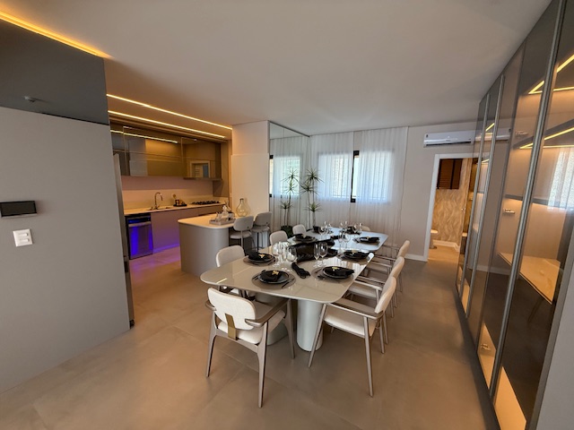 Apartamento de 2 Dormitorios en Venta en Balneário Camboriú - Santa Catarina - Brasil - 2