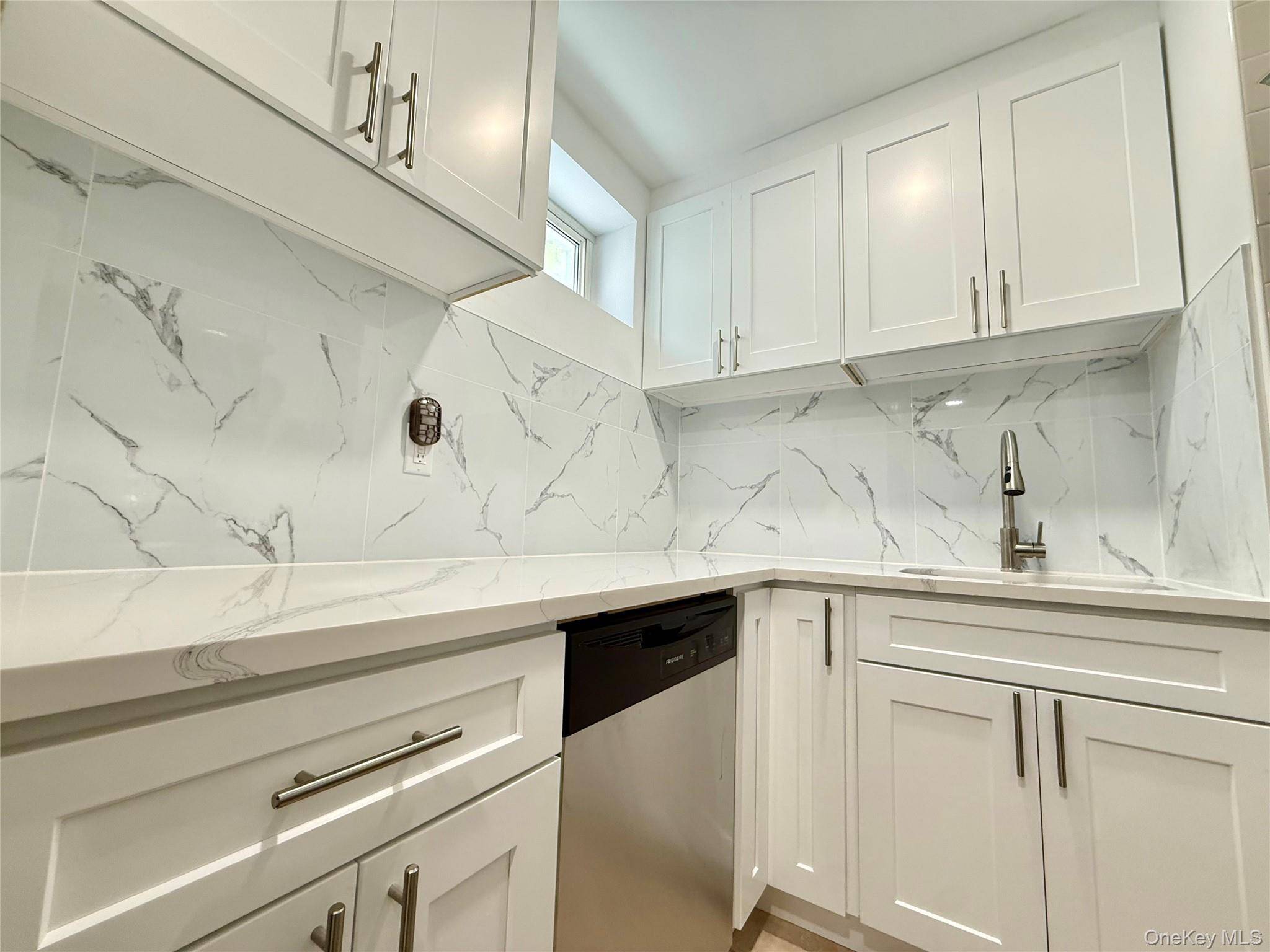 Apartamento com 2 Quartos à Venda em Bayside - Nova Iorque - EUA - 8