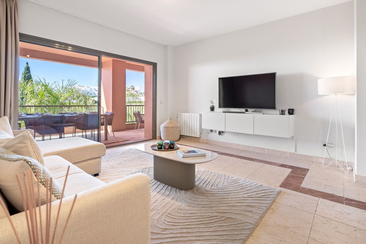 Apartamento com 2 Quartos à Venda em Benahavís - Costa del Sol - 3