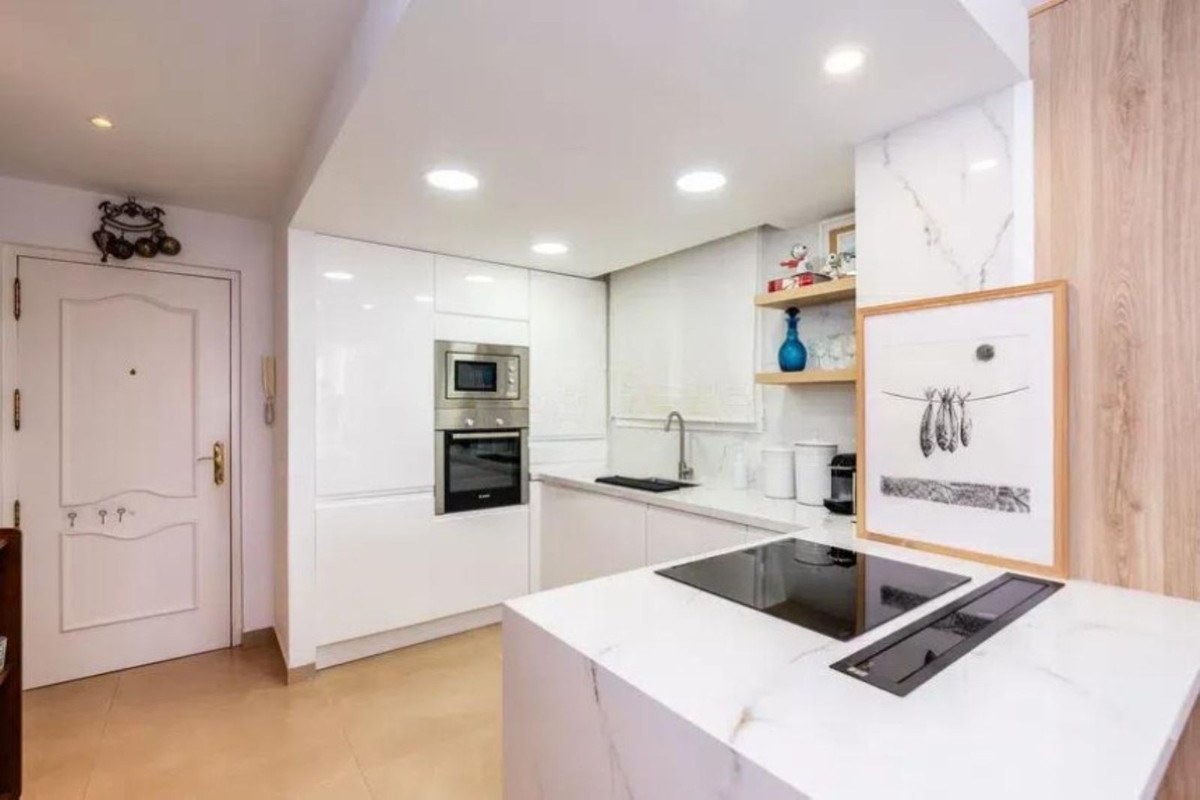 Apartamento com 2 Quartos à Venda em Benahavís - Costa del Sol - 7