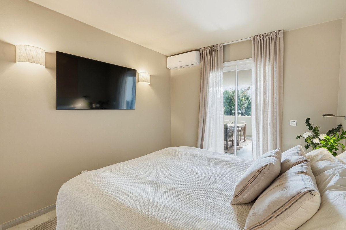 Apartamento com 2 Quartos à Venda em Benalmádena - Costa del Sol - 6