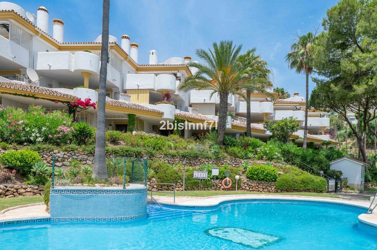 Apartamento com 2 Quartos à Venda em Benalmádena - Costa del Sol - 4
