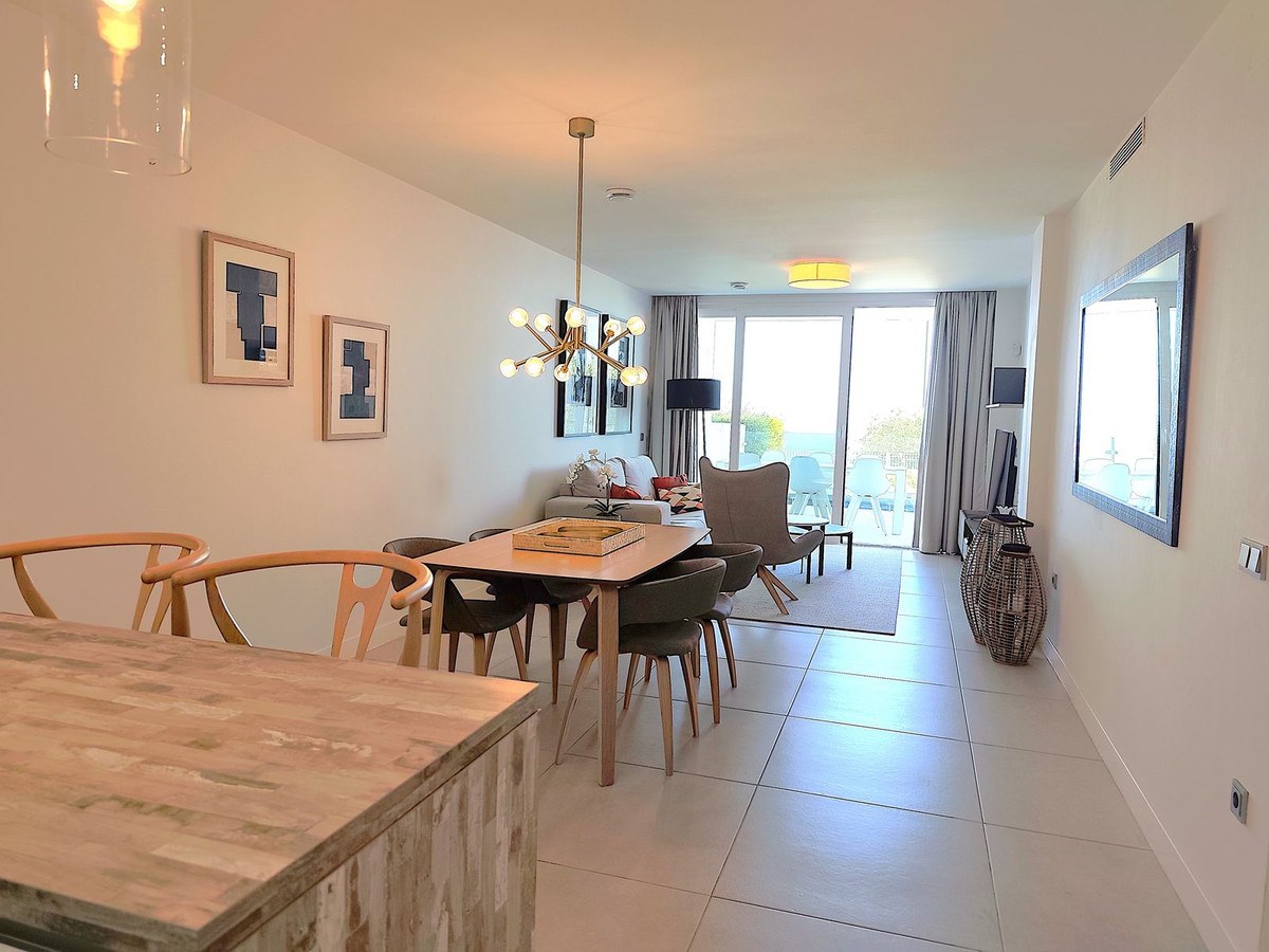 Apartamento com 2 Quartos à Venda em Benalmádena - Costa del Sol - 3