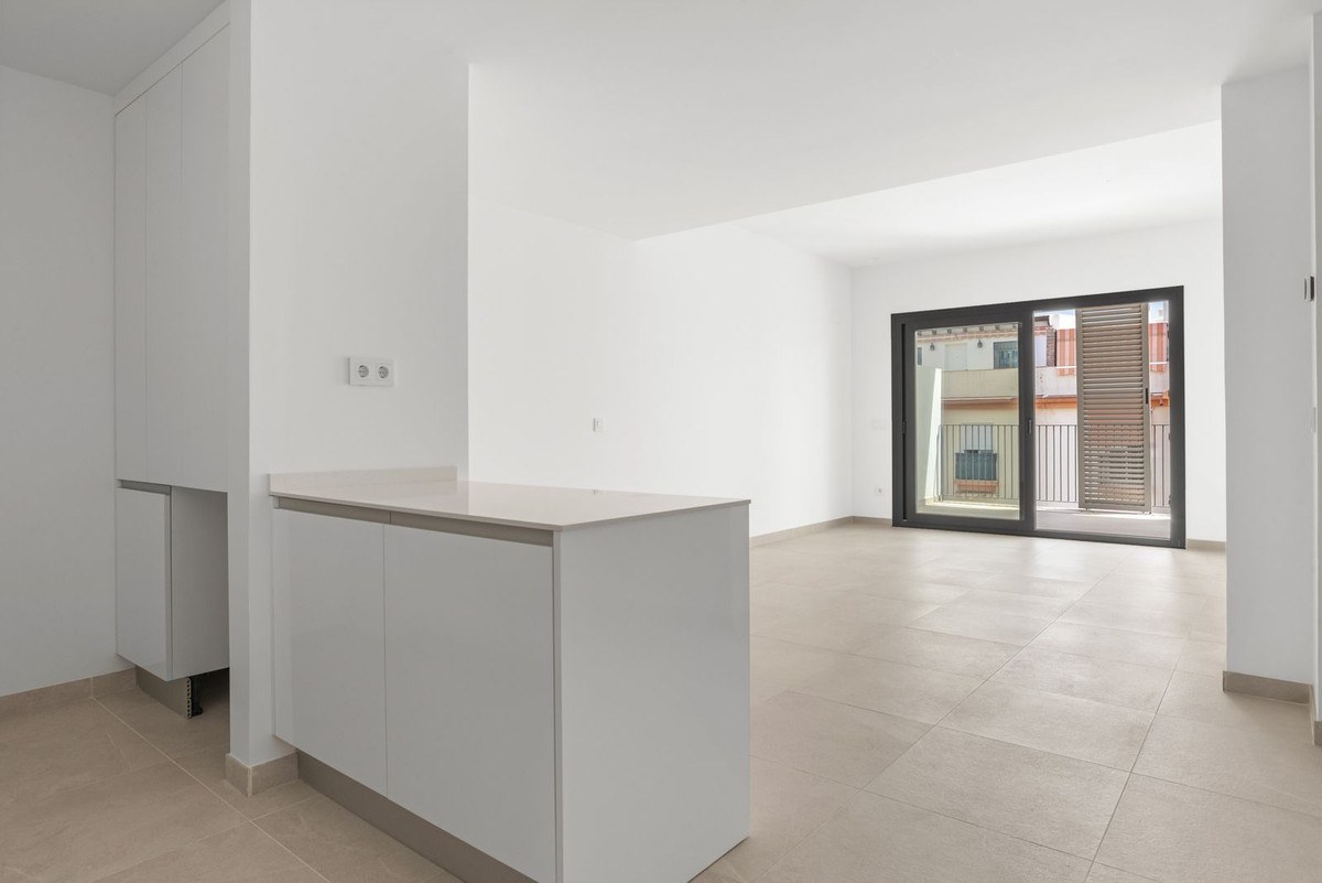 Apartamento com 2 Quartos à Venda em Benalmádena - Costa del Sol - 7
