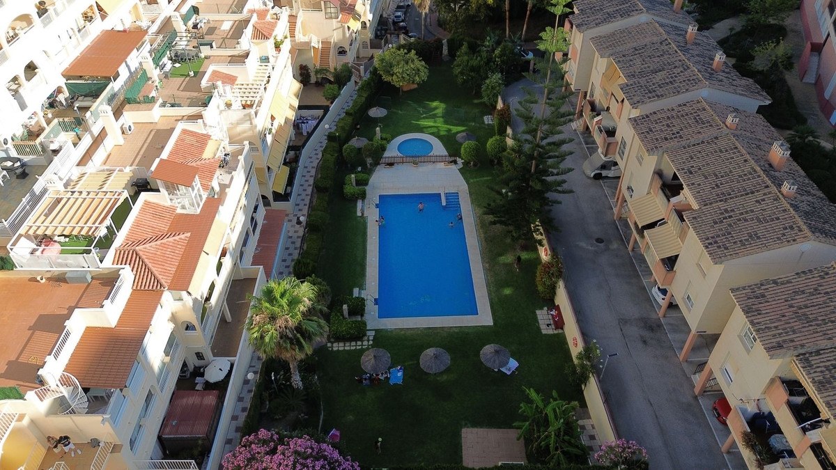 2-Bedroom Apartment for Sale in Benalmádena, Costa del Sol - 2