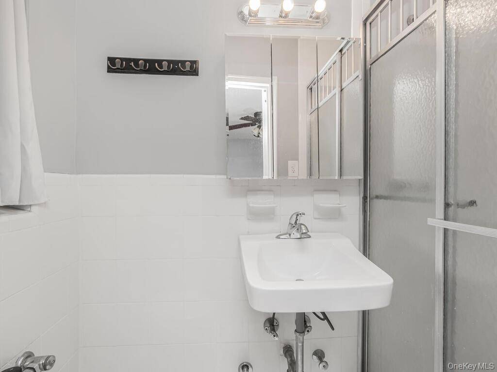 Apartamento com 2 Quartos à Venda em Bronx - Nova Iorque - EUA - 8