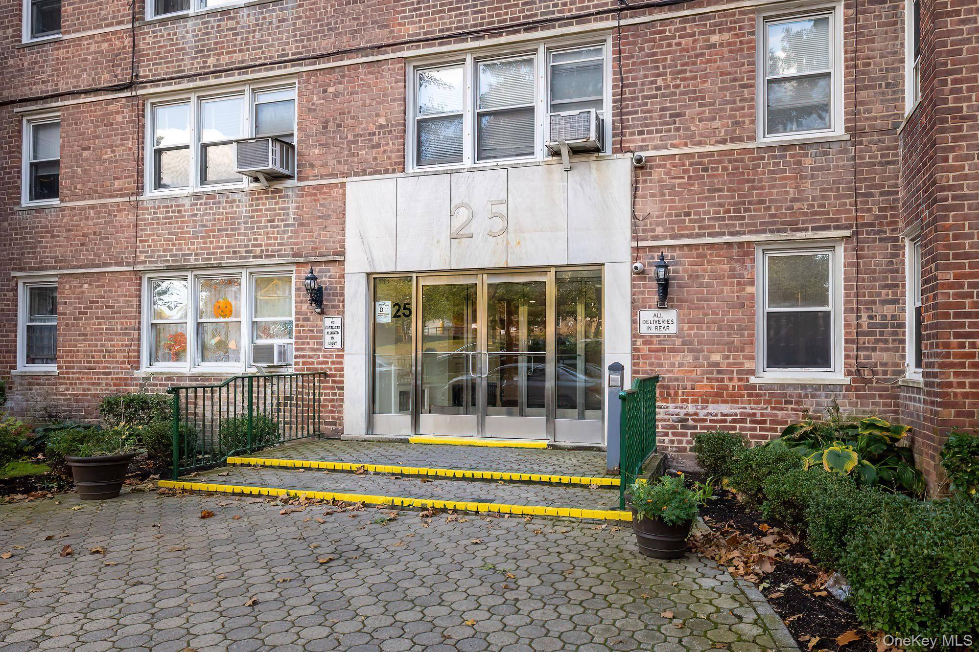 Apartamento com 2 Quartos à Venda em Bronx - Nova Iorque - EUA - 1