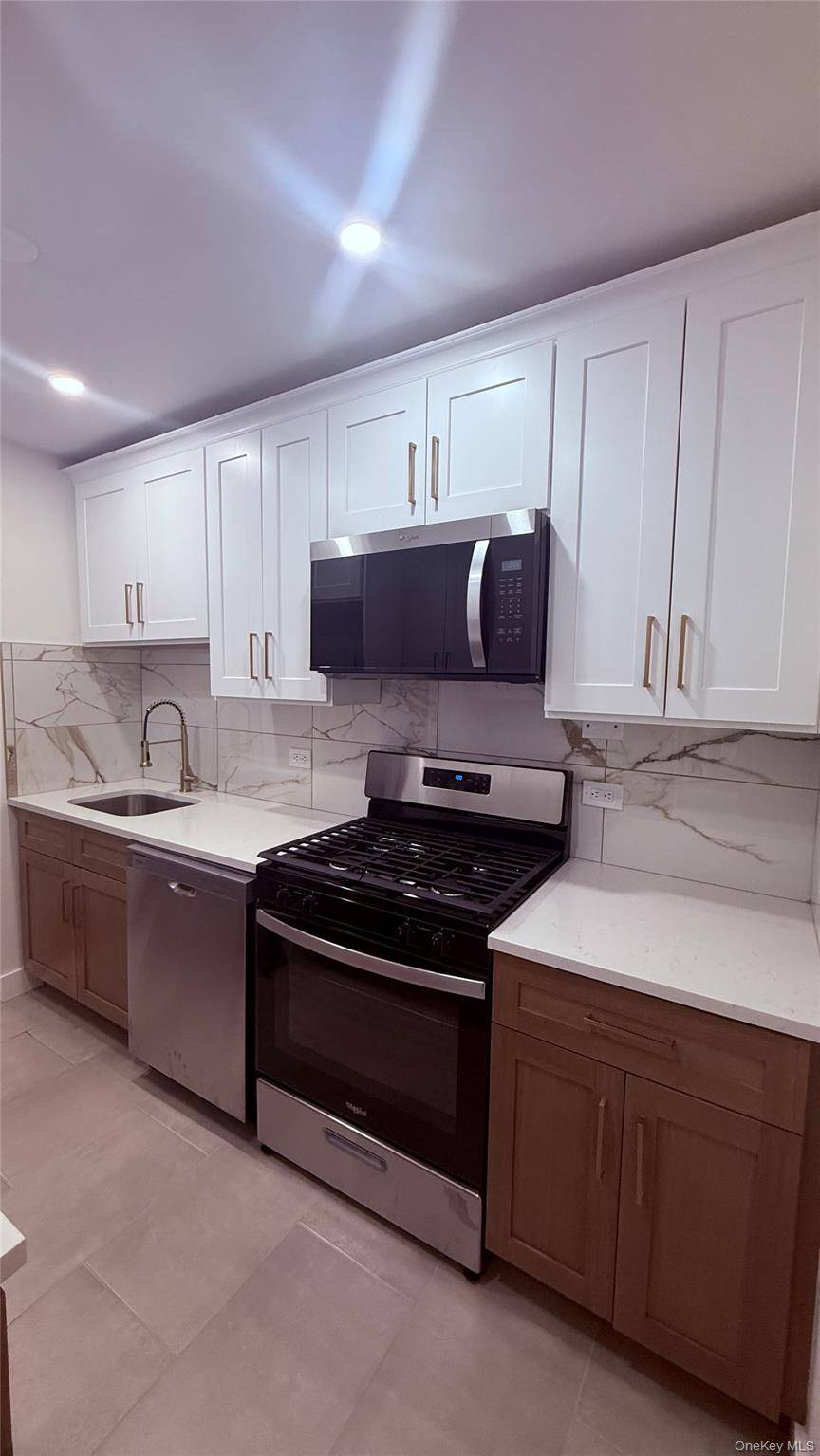 Apartamento com 2 Quartos à Venda em Bronx - Nova Iorque - EUA - 2
