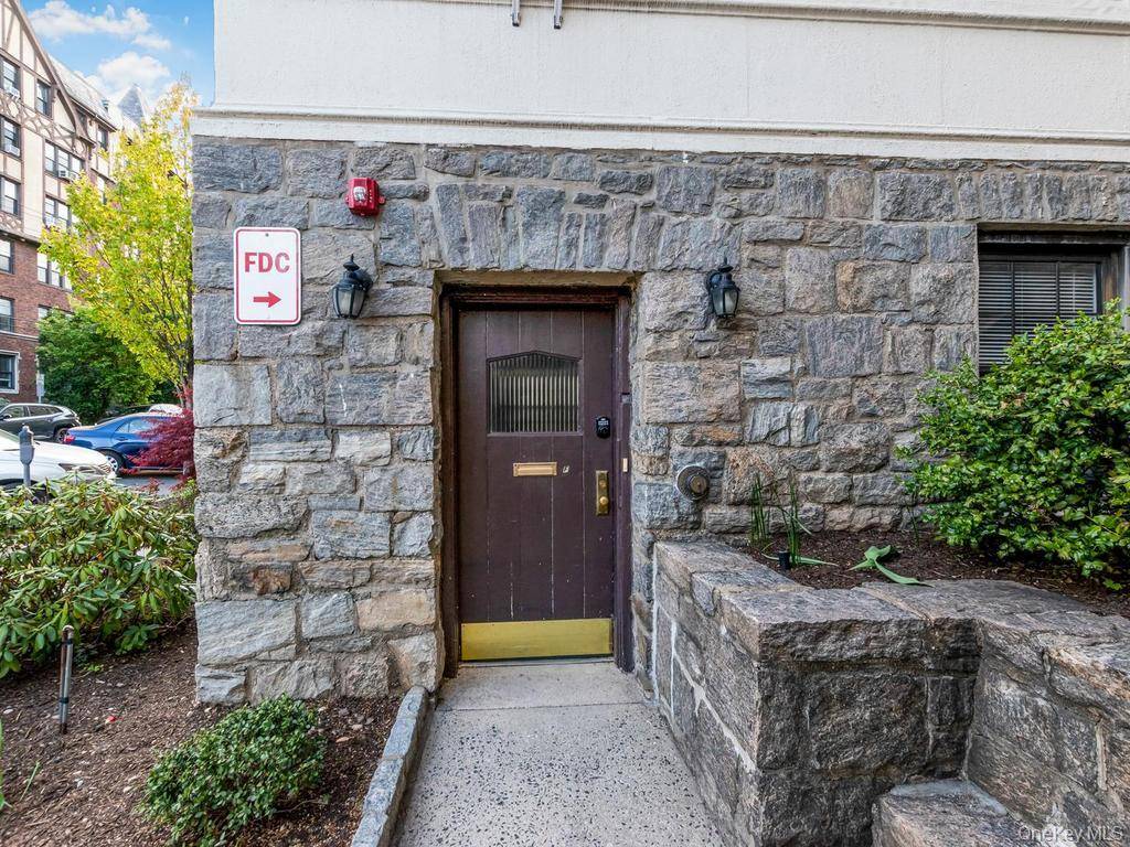 Apartamento com 2 Quartos à Venda em Bronxville - Nova Iorque - EUA - 2