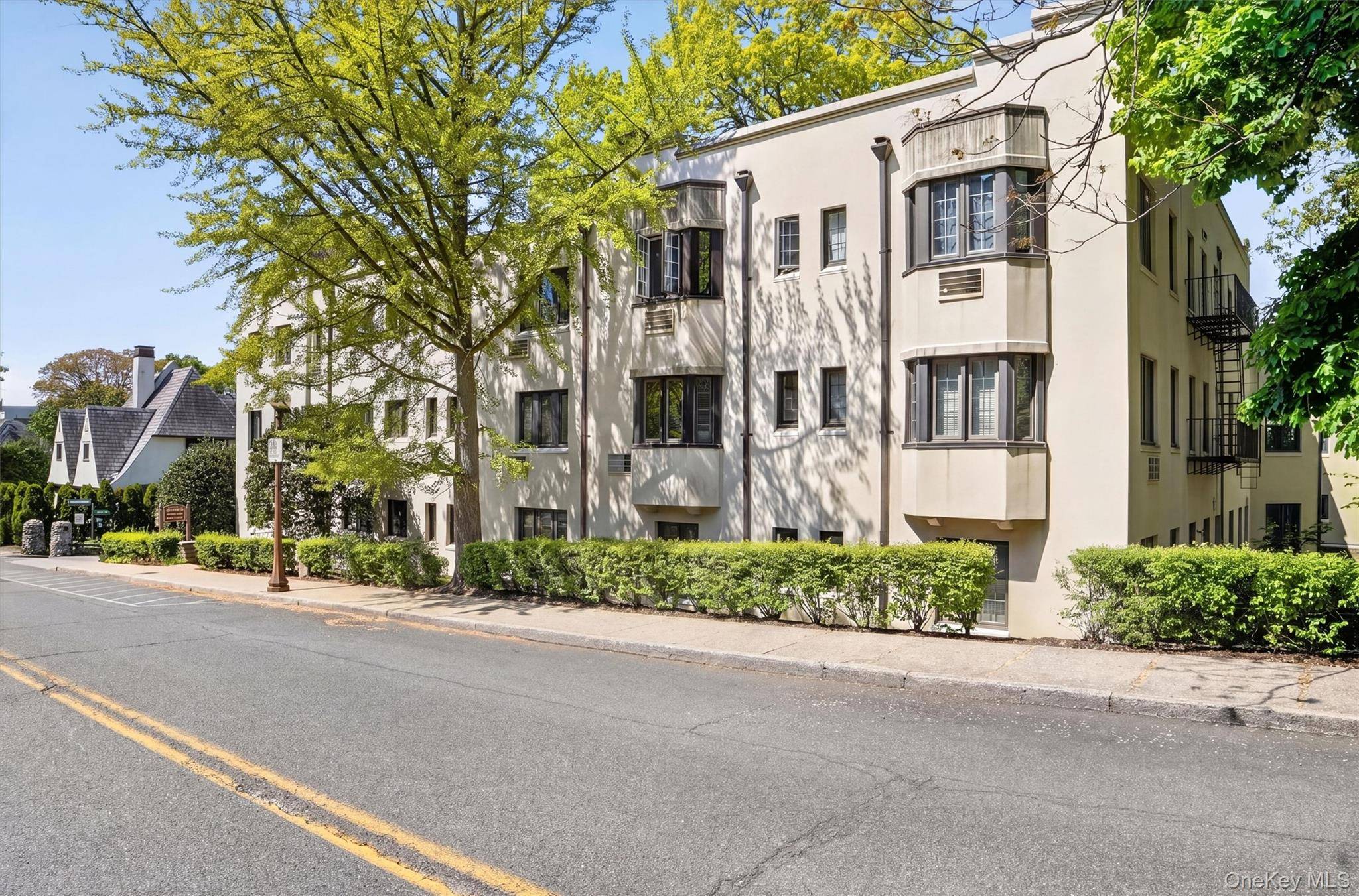 Apartamento com 2 Quartos à Venda em Bronxville - Nova Iorque - EUA - 3