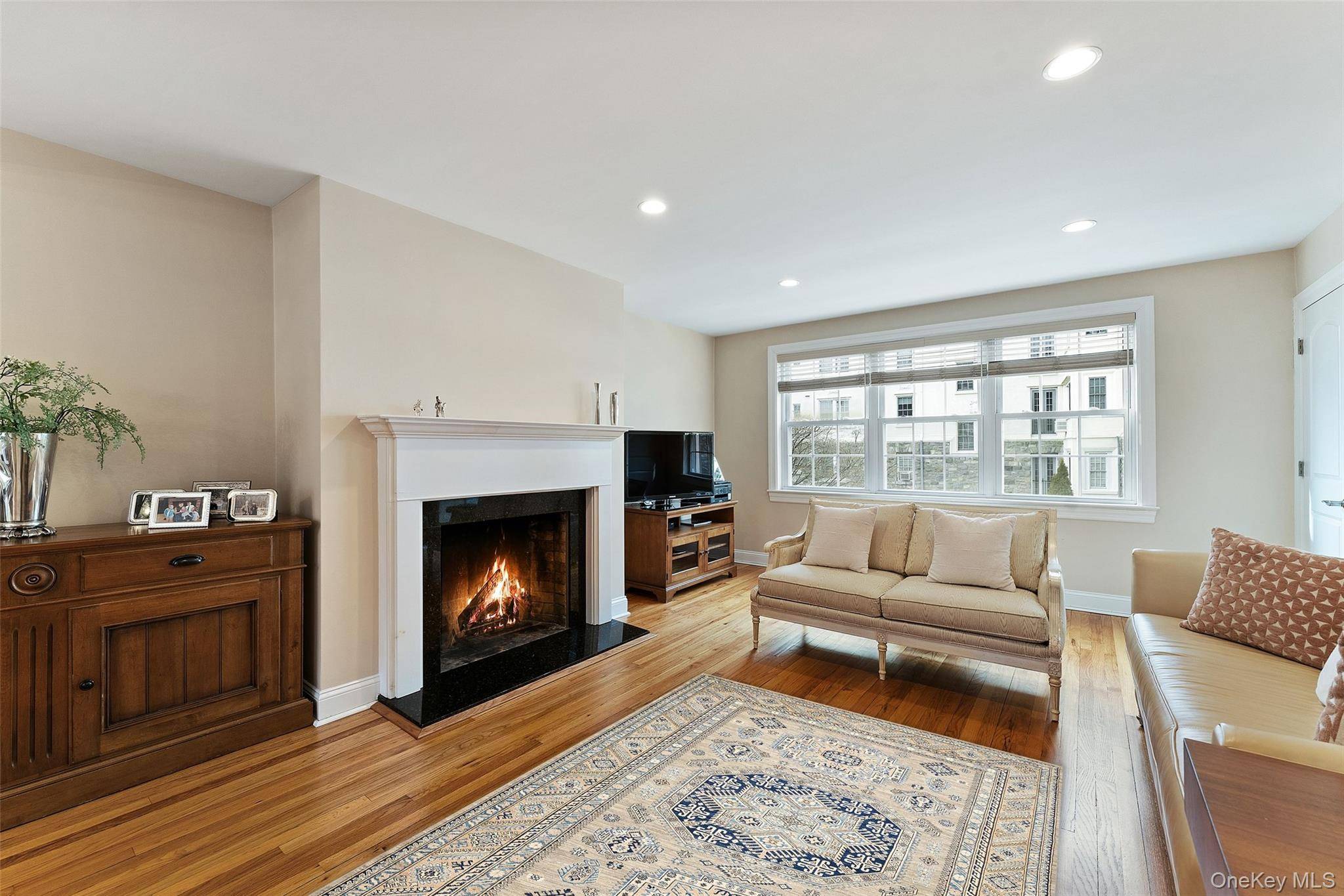 Apartamento com 2 Quartos à Venda em Bronxville - Nova Iorque - EUA - 3