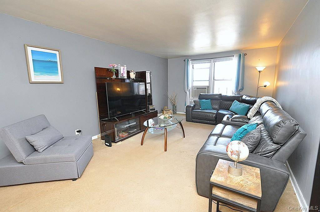 Apartamento com 2 Quartos à Venda em Bronxville - Nova Iorque - EUA - 3