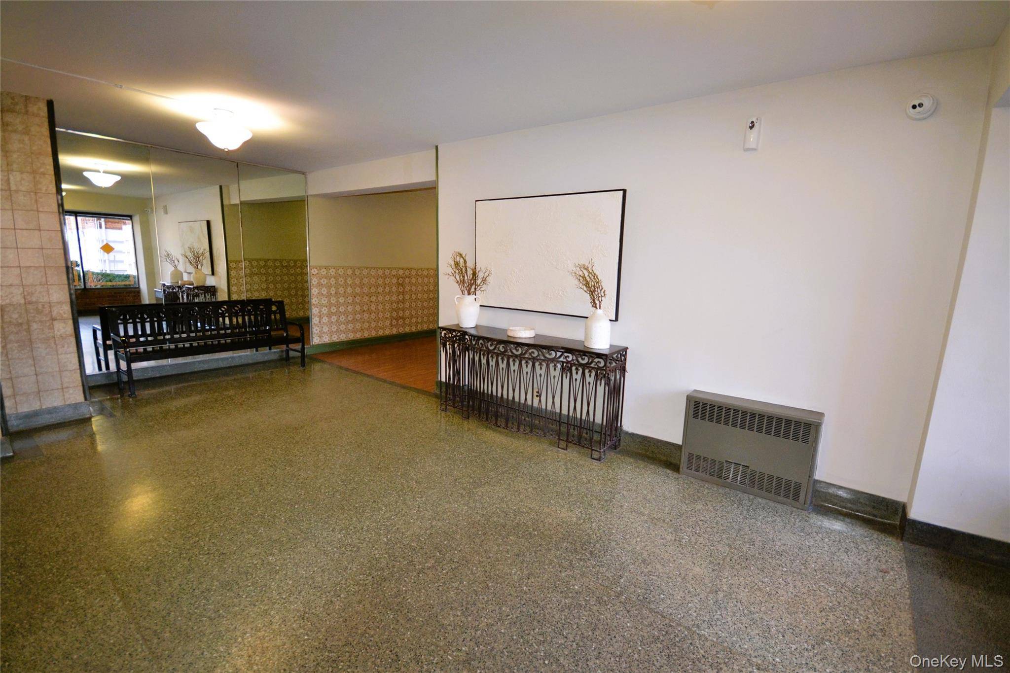 Apartamento com 2 Quartos à Venda em Bronxville - Nova Iorque - EUA - 2