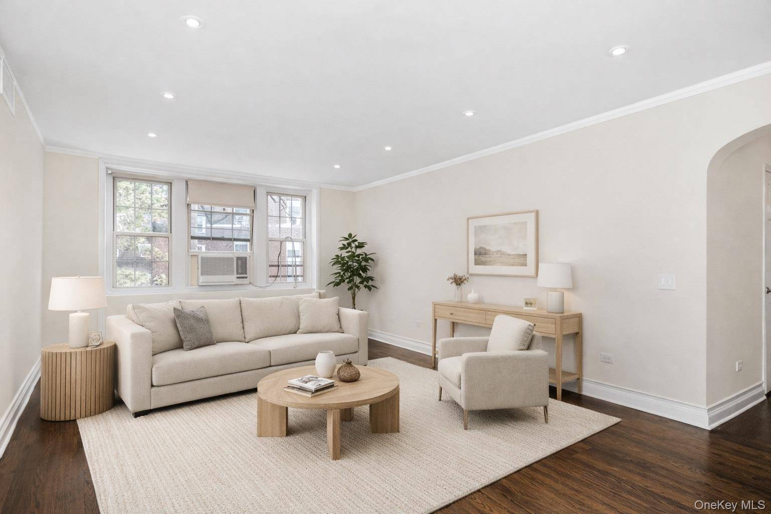 2 Bedroom Home for Sale in Bronxville - New York - USA - 7