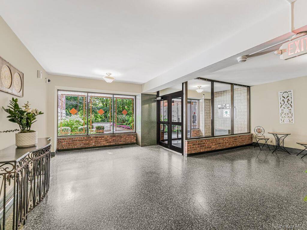 Apartamento de 2 Dormitorios en Venta en Bronxville - Nueva York - EE. UU. - 4