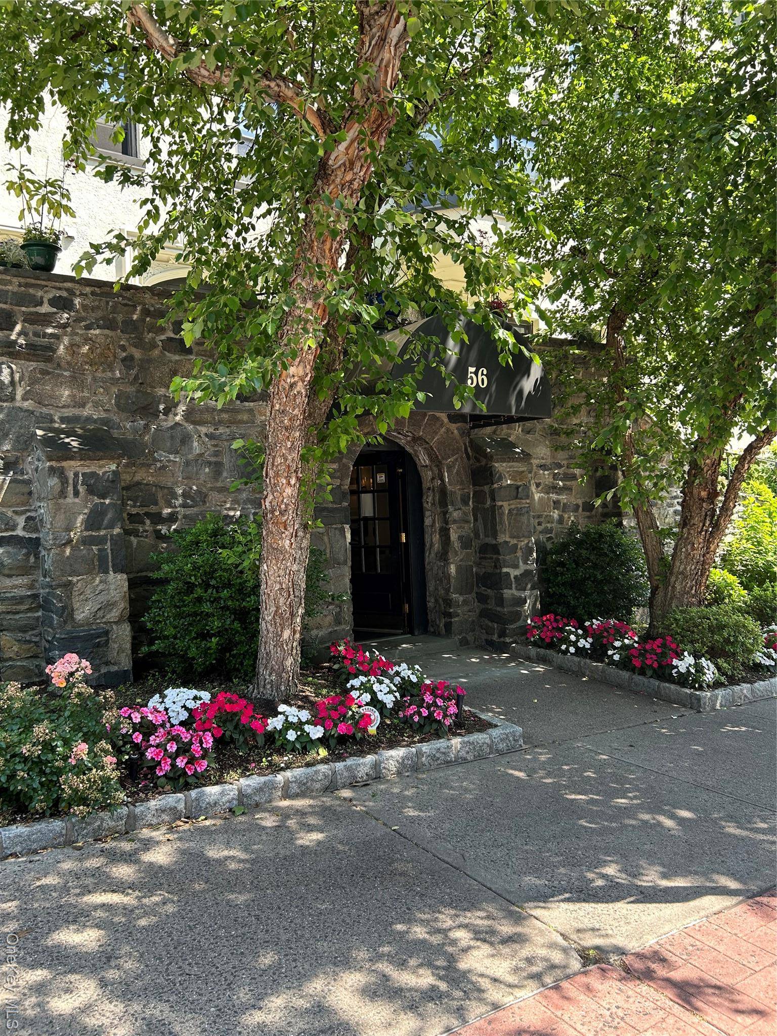 Apartamento de 2 Dormitorios en Venta en Bronxville - Nueva York - EE. UU. - 2