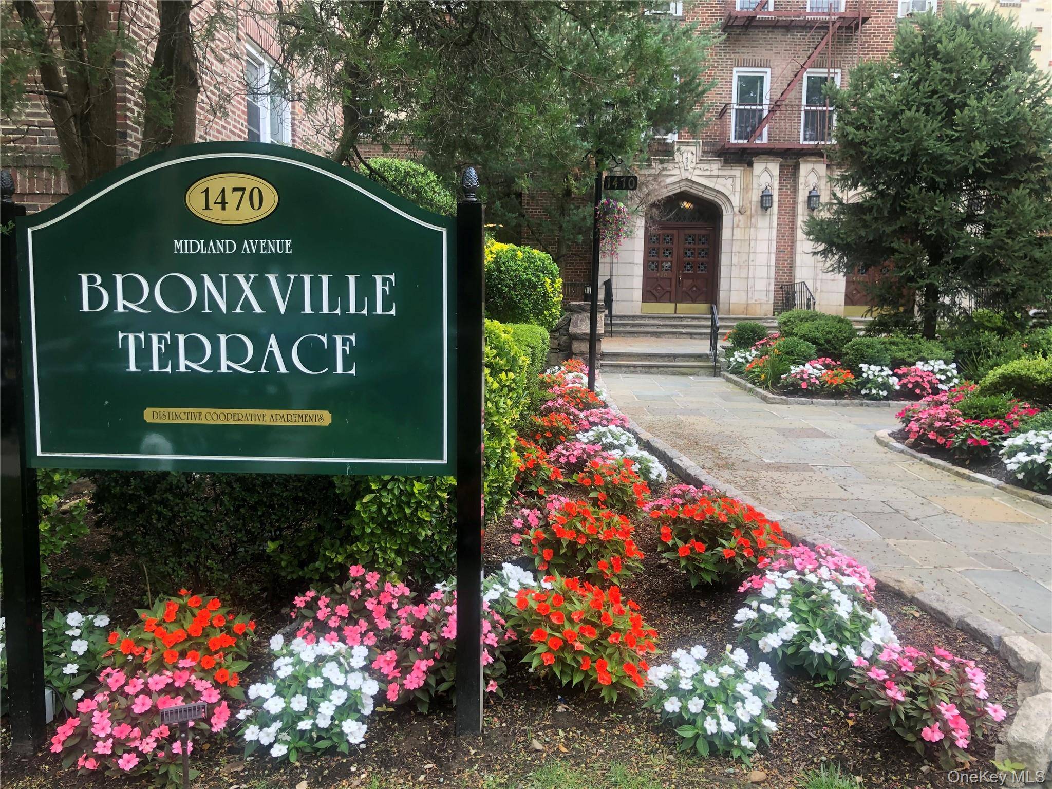 Apartamento de 2 Dormitorios en Venta en Bronxville - Nueva York - EE. UU. - 1