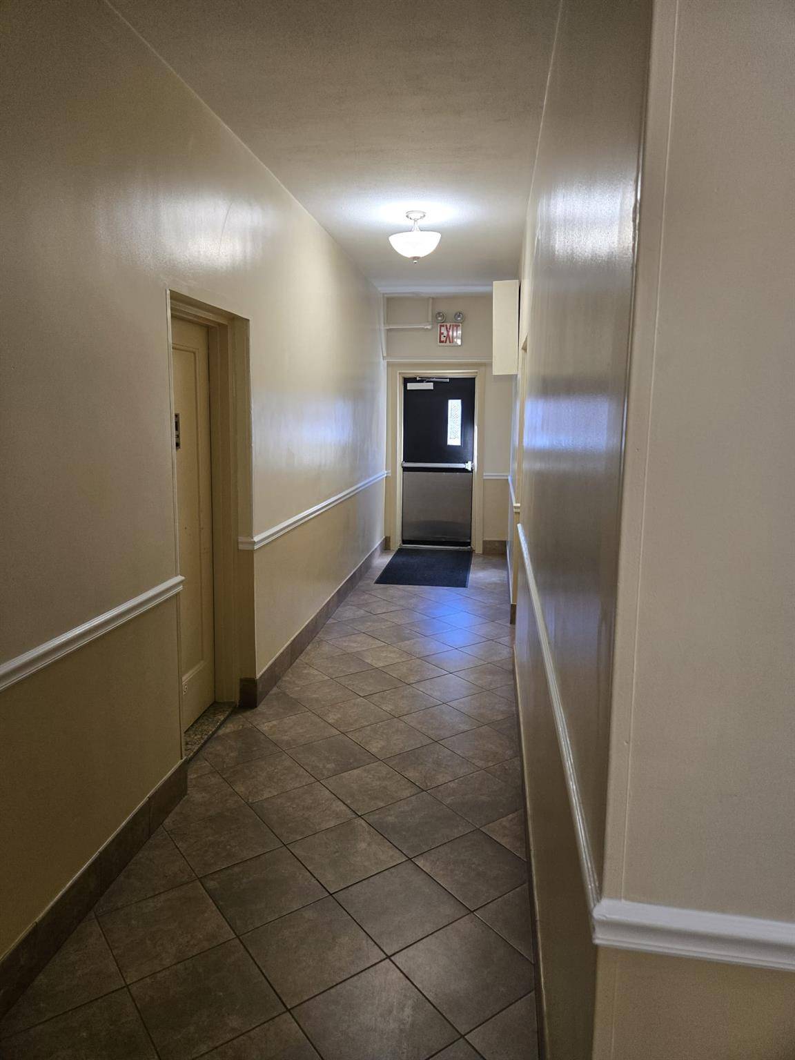Apartamento com 2 Quartos à Venda em Bronxville - Nova Iorque - EUA - 1