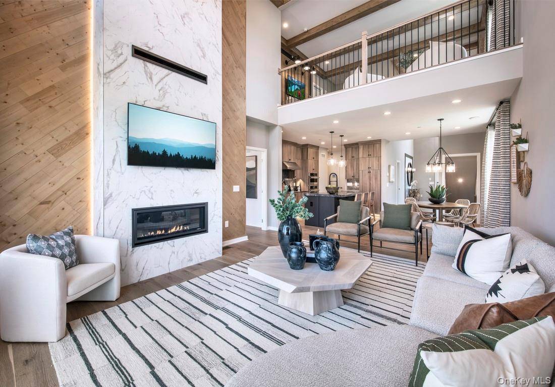 Apartamento com 2 Quartos à Venda em Carmel - Nova Iorque - EUA - 2