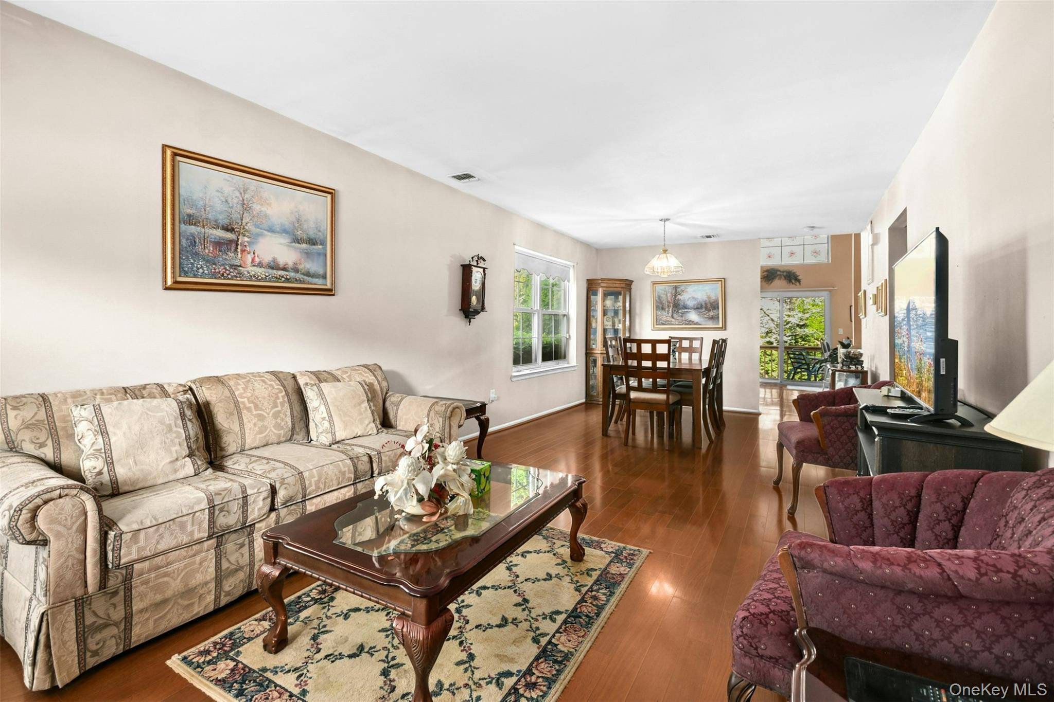 Apartamento de 2 Dormitorios en Venta en Central Islip - Nueva York - EE. UU. - 4