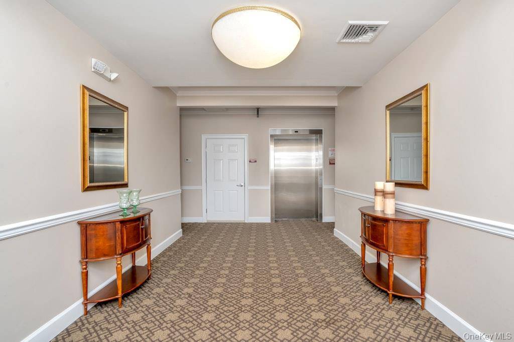 Apartamento com 2 Quartos à Venda em Central Islip - Nova Iorque - EUA - 3