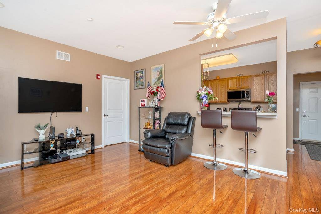 Apartamento com 2 Quartos à Venda em Central Islip - Nova Iorque - EUA - 6