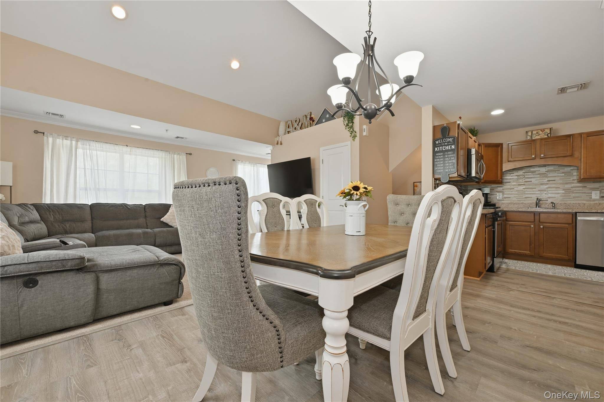 Apartamento com 2 Quartos à Venda em Central Islip - Nova Iorque - EUA - 8