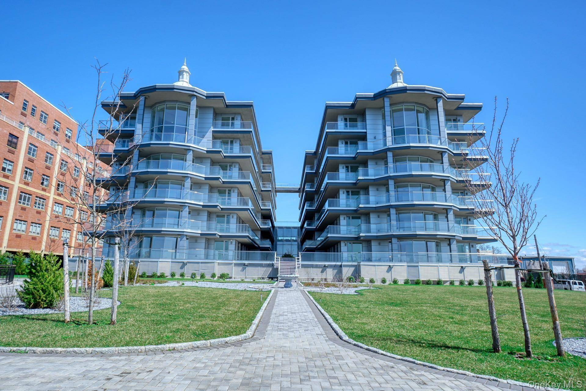 Apartamento de 2 Dormitorios en Venta en College Point - Nueva York - EE. UU. - 1