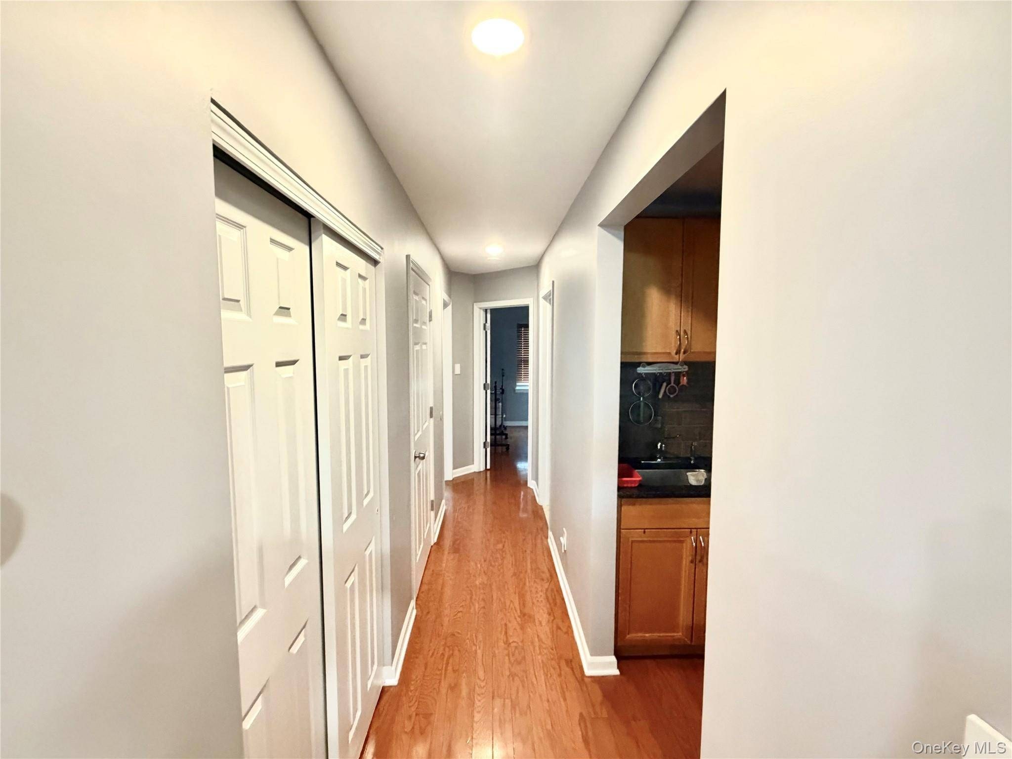 Apartamento de 2 Dormitorios en Venta en College Point - Nueva York - EE. UU. - 3